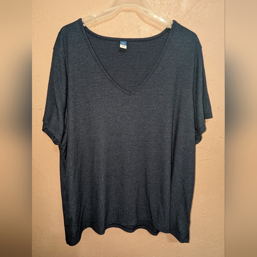 Luxe Ribbed Tee